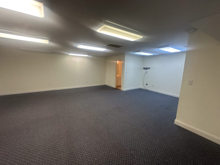 Office3_106 Commons Blvd Ste D